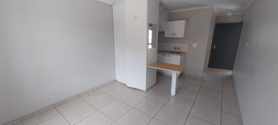 1 Bedroom Property for Sale in Kannoniers Park North West